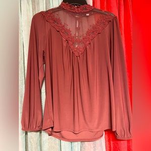 Uncommon job XL blouse- mauve in color